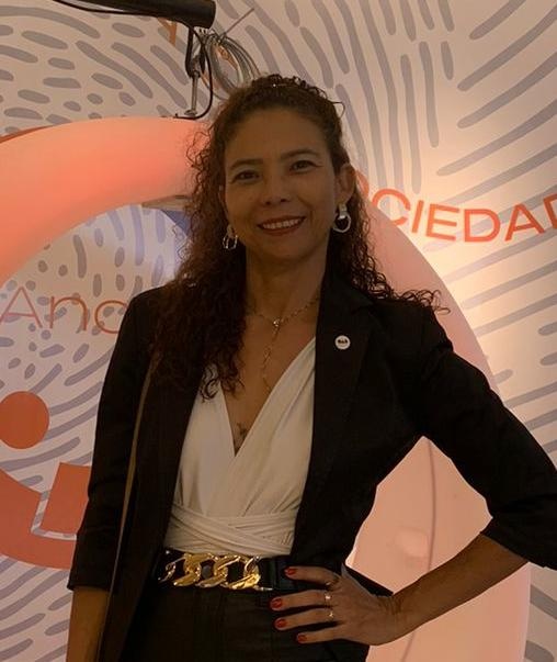 Monica Tenório